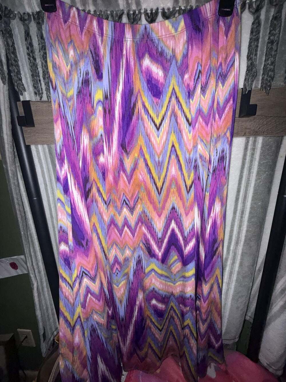Susan Graver Maxi Skirt Size M Multicolor Chevron Print